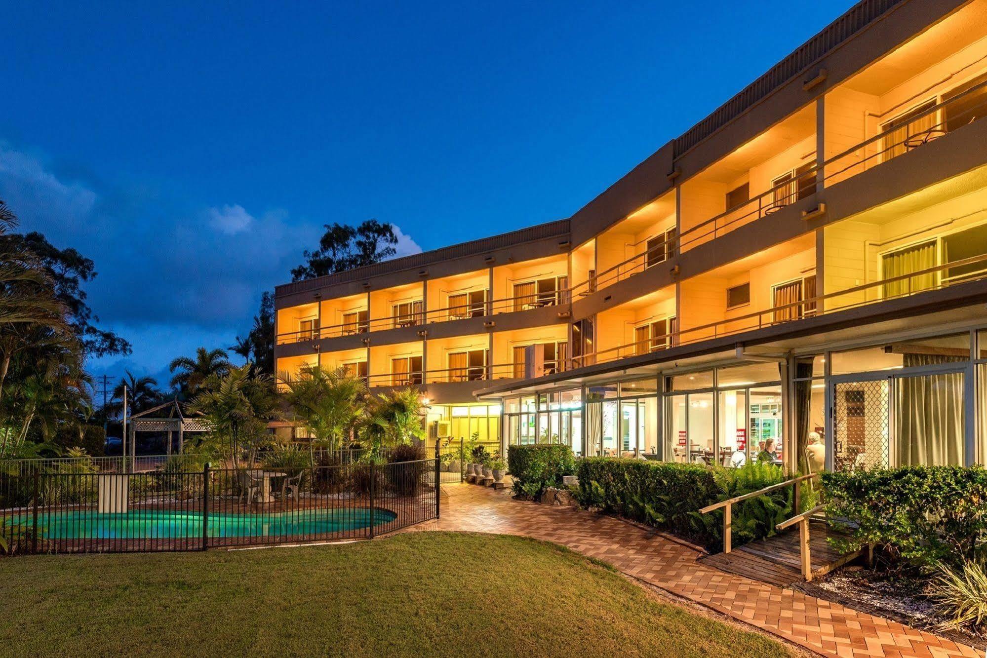 Camelot Motel Gladstone Exterior photo
